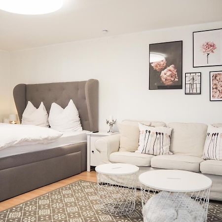 Stylische Wohnung In Ruhiger Lage, Sehr Messenah Laatzen Exterior foto