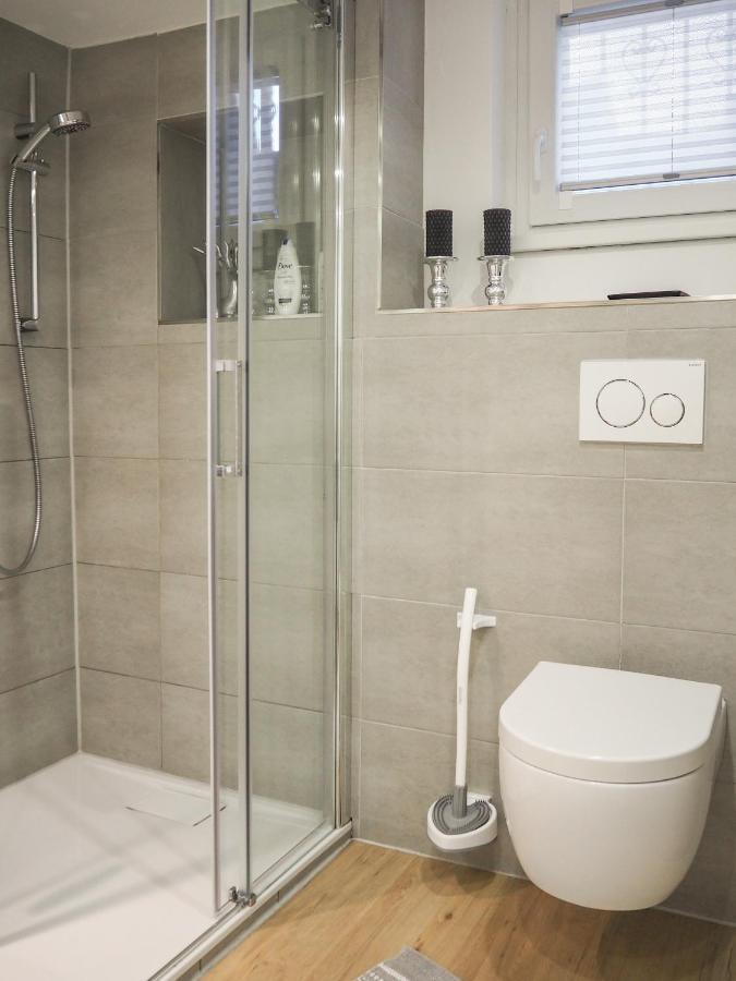 Stylische Wohnung In Ruhiger Lage, Sehr Messenah Laatzen Exterior foto